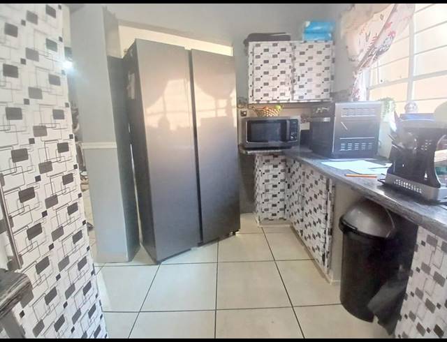 2 BEDROOM TOWNHOUSE FOR SALE IN SOUTH CREST